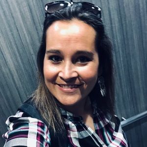 Meet your Posher, Stacy